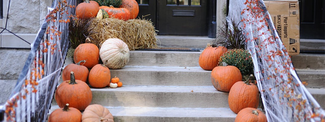 Hot, crazy Halloween decorations