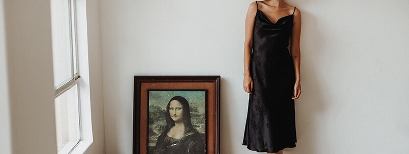 Strappy Dresses: The Versatile and Flattering Summer Staple