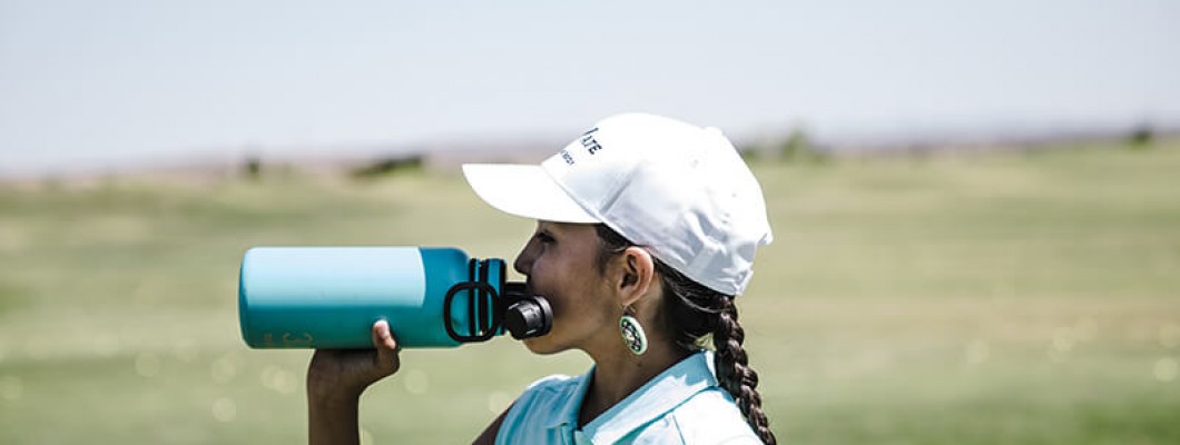 The Health Benefits of Using a Sport Bottle for Hydration