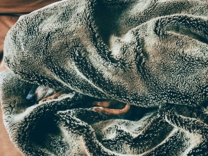 Introducing the Luxurious and Cozy Cashmere Wool Blanket