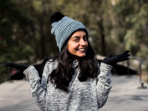 Stay Warm and Stylish with the Perfect Pair of Winter Ladies Gloves