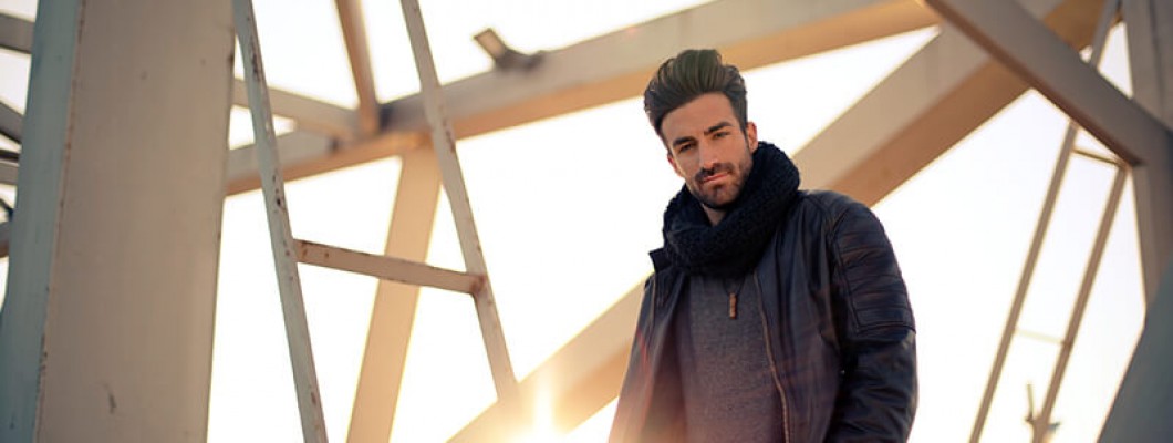 Elevate Your Style with Men's Scarves: Materials, Patterns, and Styling Tips Elevate Your Style with Men's Scarves: Materials, Patterns, and Styling Tips