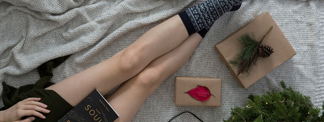 Stay Warm and Stylish This Winter with the Best Women's Socks Stay Warm and Stylish This Winter with the Best Women's Socks