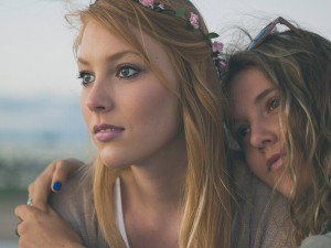 Elevate Your Style with Versatile Women's Headbands