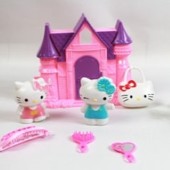 Girls Play House